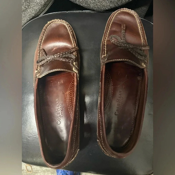 Cole Haan Brown Loafers & Slip-Ons with Smooth Leather and Moccasin Construction - Picture 5 of 6